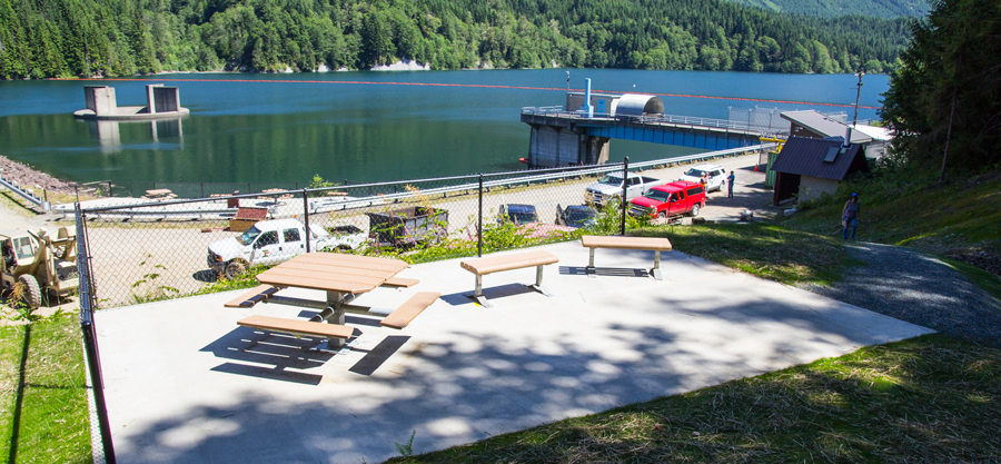 Spada Lake Reservoir parking area