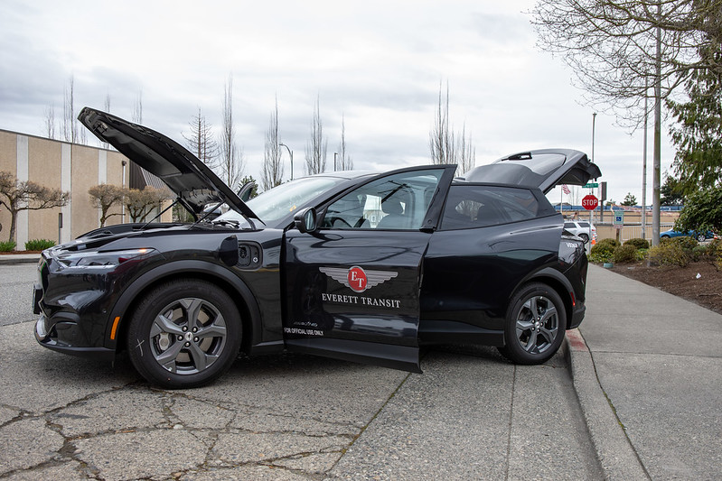 Vehículo eléctrico de Everett Transit