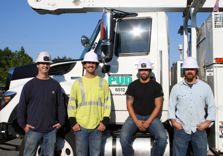 PUD Linemen Receive General Manager’s Life Saving Award