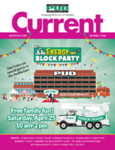 اسپرنگ کرنٹ PUD میگزین کی تصویر جس میں PUD الیکٹرک بلڈنگ اور انرجی بلاک پارٹی عناصر بشمول فوڈ ٹرک، بوتھ اور پیرا شوٹسٹ کی مثال